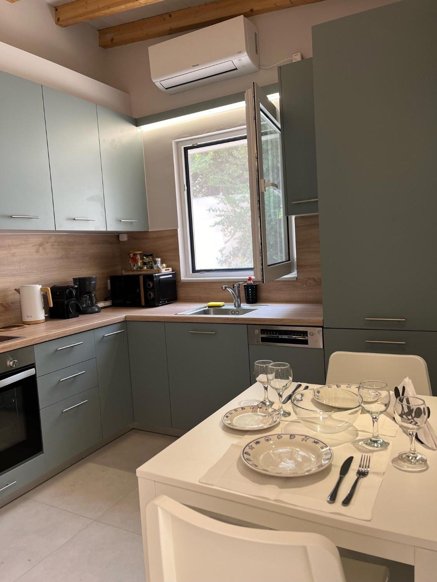 Apartament Maria'S Jasmine Wolos Zewnętrze zdjęcie