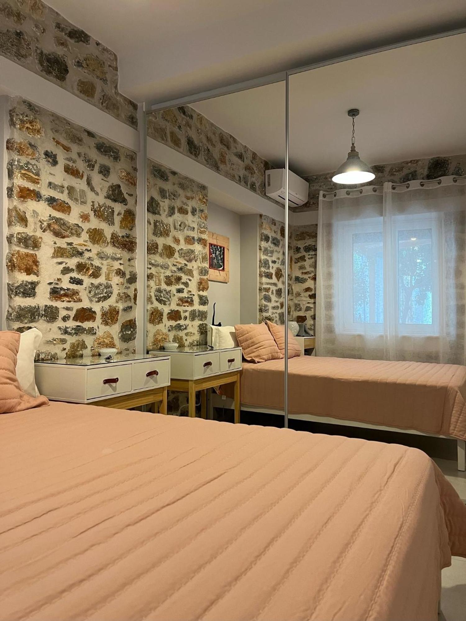 Apartament Maria'S Jasmine Wolos Zewnętrze zdjęcie
