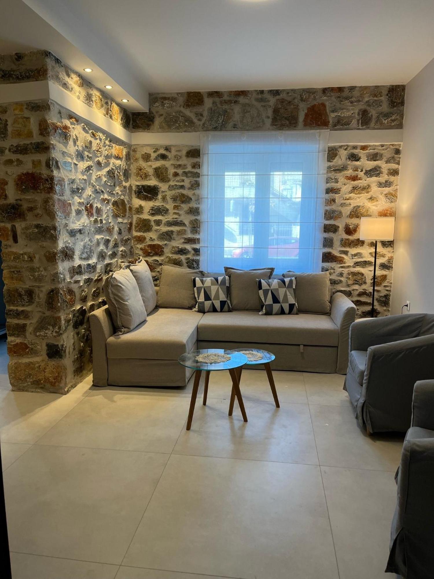 Apartament Maria'S Jasmine Wolos Zewnętrze zdjęcie